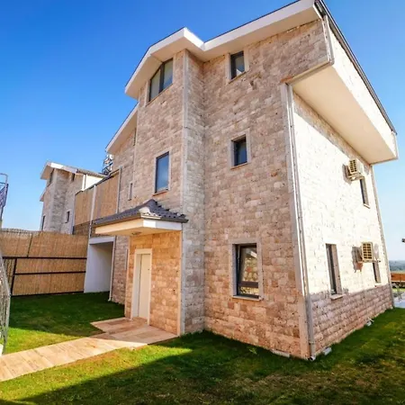 Legendary 2 Kumluova