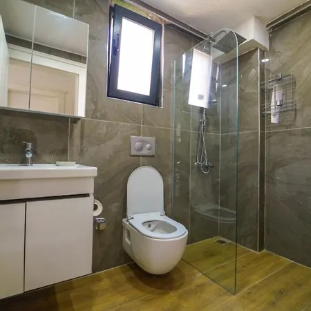 ヴィラ Legendary 2