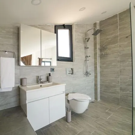 Legendary 2 ヴィラ *