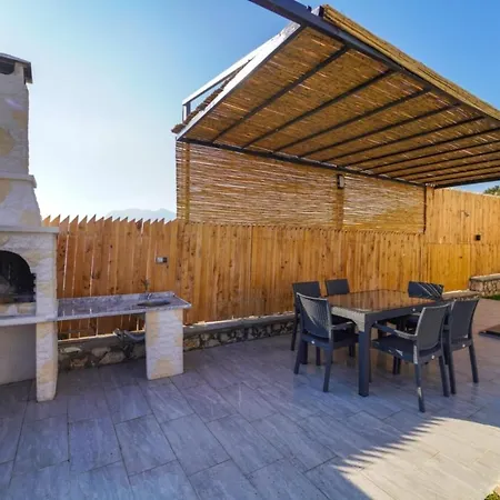 ヴィラ Legendary 2